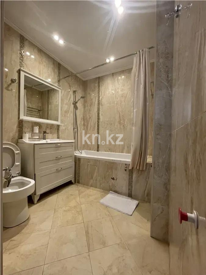 Продажа 2-комнатной квартиры, 82 м², ул. Навои, дом  7 в Алматы - фото 4