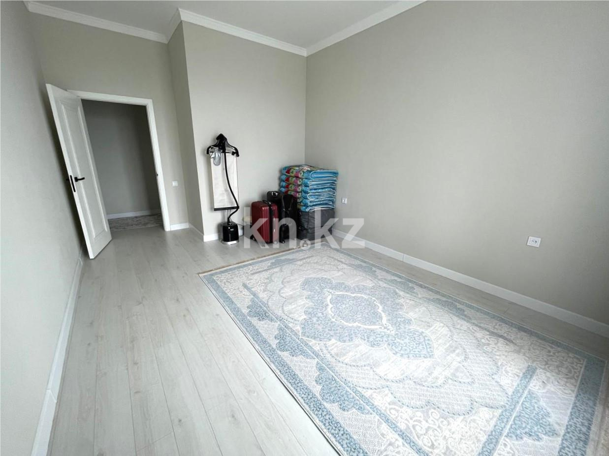 Продажа 3-комнатной квартиры, 94 м², ул. Муканова - Продажа квартир в Караганде фото 6 из 20