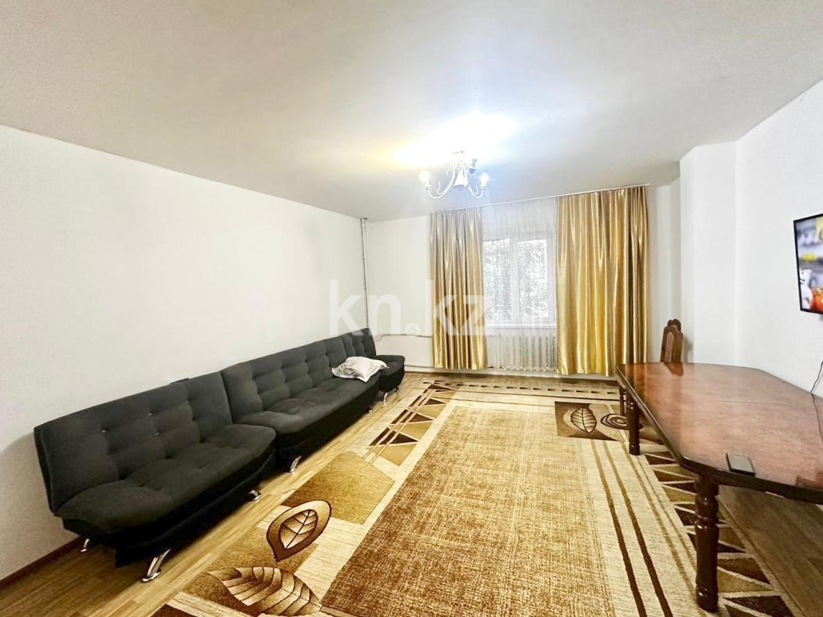 Продажа 3-комнатной квартиры, 94 м², мкр-н Голубые Пруды в Караганде
