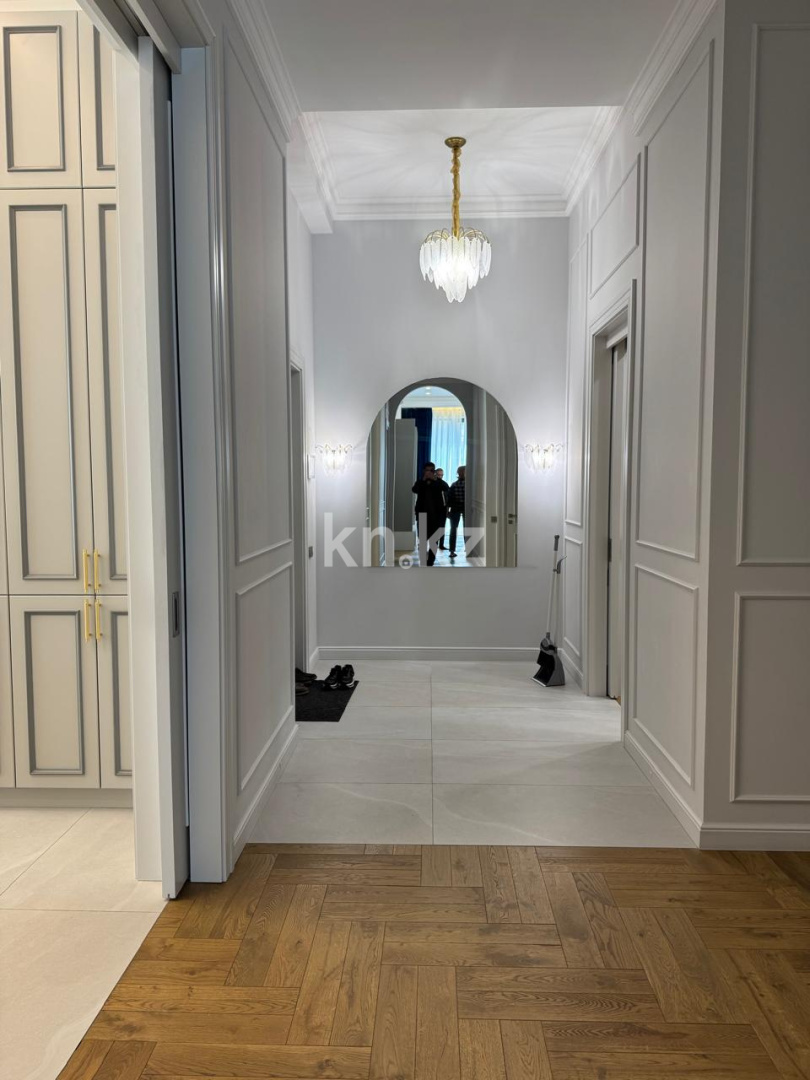 Аренда 4-комнатной квартиры, 230 м² в Алматы - фото 29