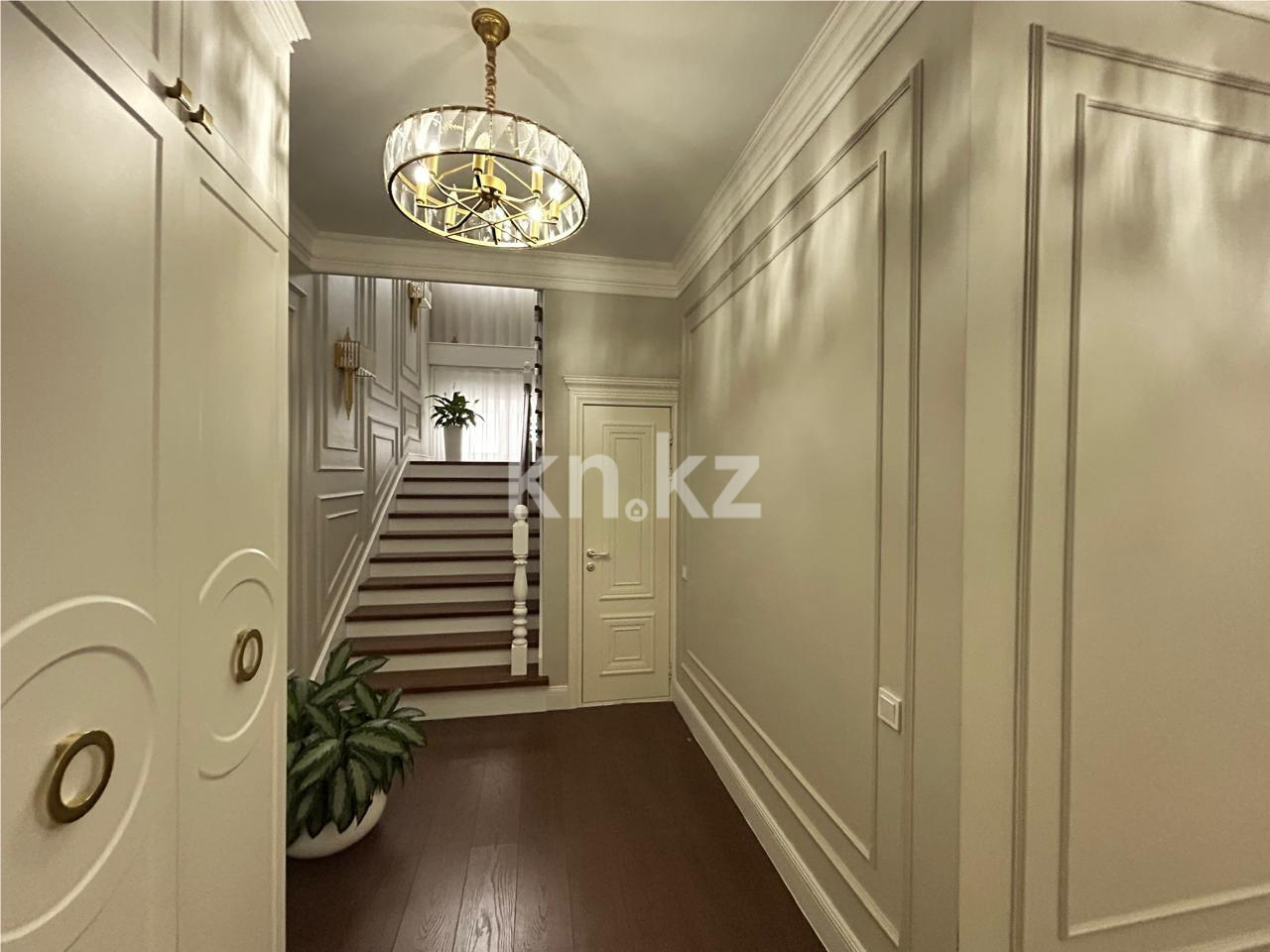 Продажа 5-комнатной квартиры, 223.3 м², ул. Керей, Жанибек хандар - Продажа  пятикомнатных квартир в новостройках Астаны фото 27 из 35