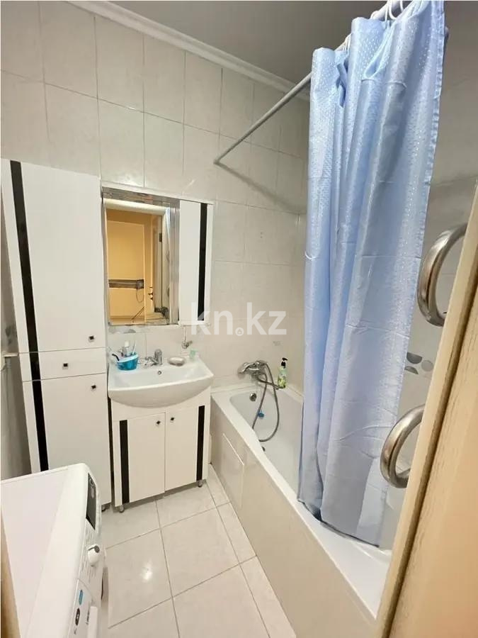 Продажа 2-комнатной квартиры, 68 м² в Алматы - фото 3