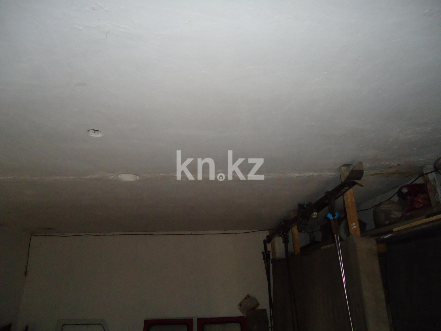 Продажа , 24 м², ул. Жанибекова - Продажа гаражей в Караганде с фото фото 5 из 6