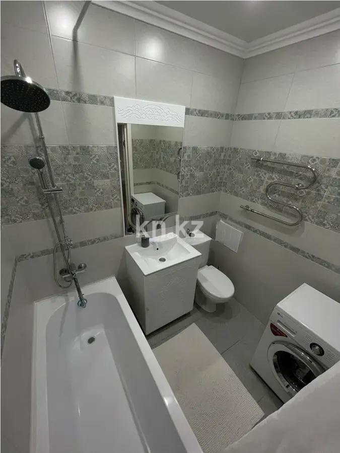 Продажа 2-комнатной квартиры, 60 м², пр. Аль-Фараби, дом  30/1 в Астане - фото 5