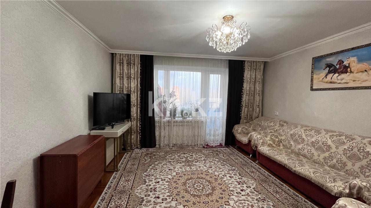 Продажа 3-комнатной квартиры, 64 м², ул. Дюсембекова - Продажа  трехкомнатных квартир в Караганде с фото фото 1 из 11