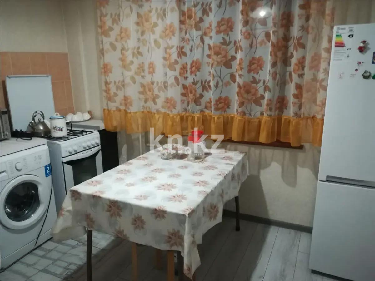 Продажа 2-комнатной квартиры, 52 м², ул. Жандосова, дом  21 - Продажа  двухкомнатных квартир в Алматы без посредников с фото фото 3 из 6