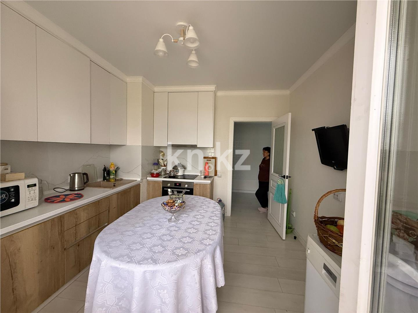 Продажа 3-комнатной квартиры, 80 м², ул. Мухамедханова в Астане - фото 11