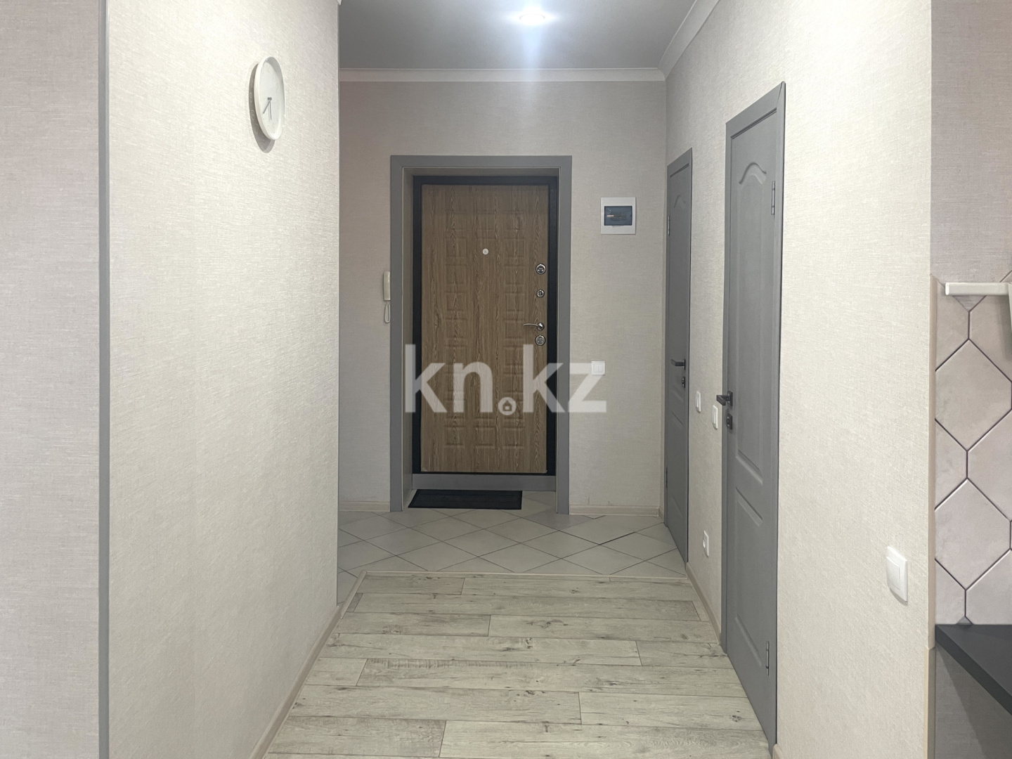 Аренда 2-комнатной квартиры посуточно, 1 м², ул. Жамбыла Жабаева, дом  44 - Аренда квартир посуточно в Петропавловске фото 6 из 10