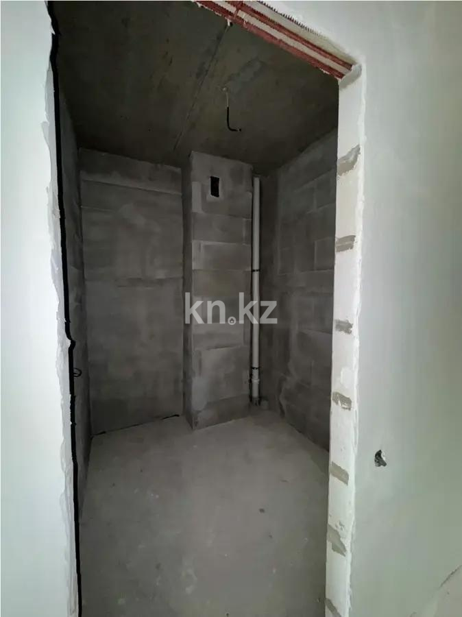 Продажа 4-комнатной квартиры, 101.56 м² в Астане - фото 4