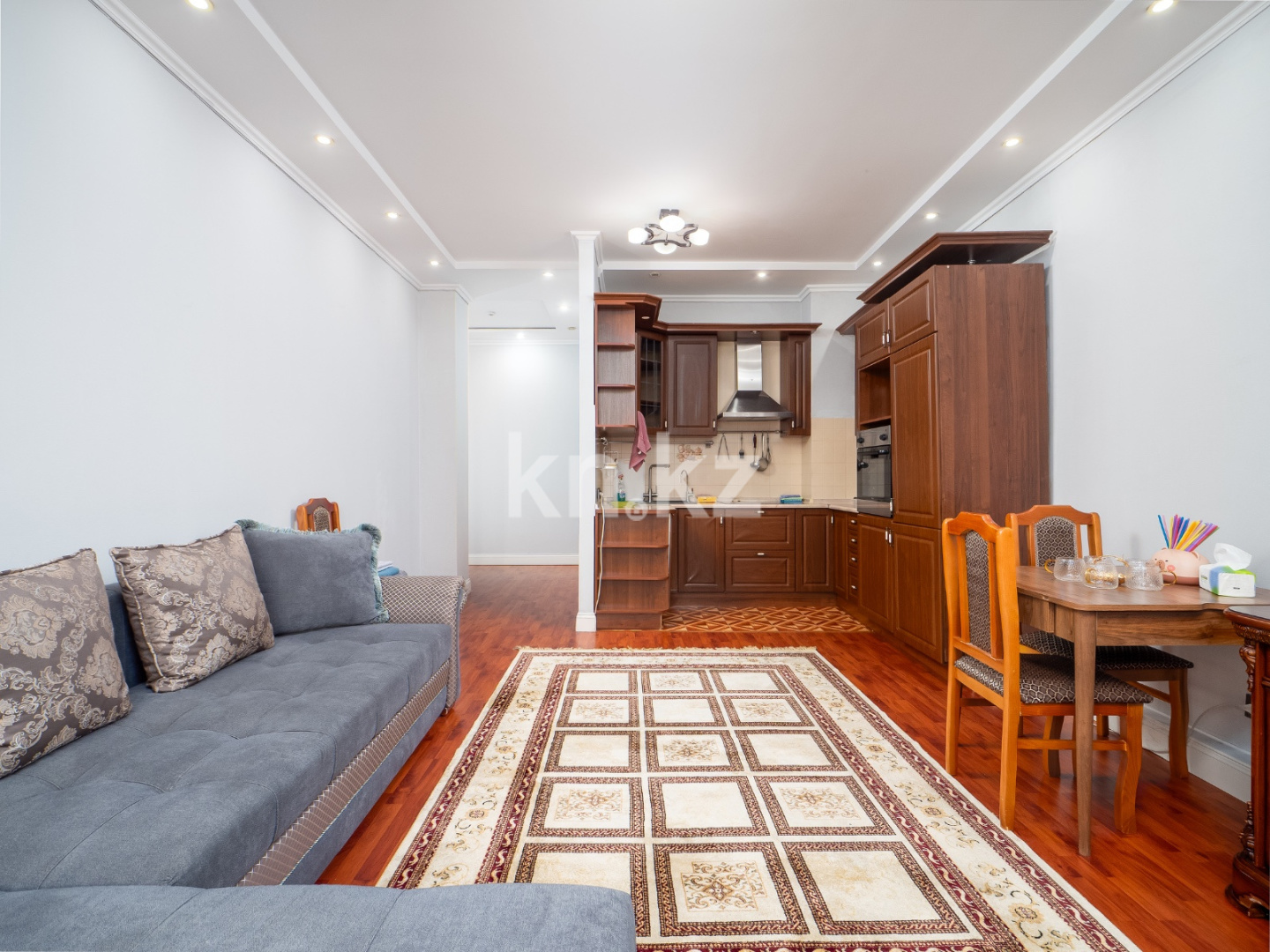 Аренда 2-комнатной квартиры посуточно, 70 м², ул. Навои, дом  208 - ул. Торайгырова - Аренда  двухкомнатных квартир посуточно в Алматы фото 11 из 17