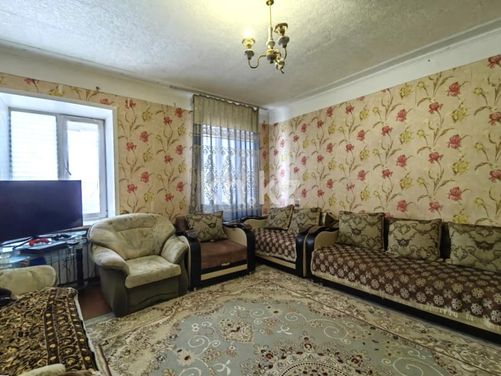 Продажа 2-комнатной квартиры, 65 м² - Продажа двухкомнатных квартир в Караганде - страница 2 фото 2 из 24