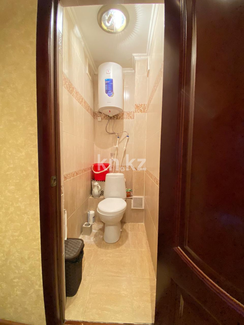 Продажа 4-комнатной квартиры, 75 м², пр. Республики, дом  32 - Продажа квартир в Караганде с фото фото 12 из 14