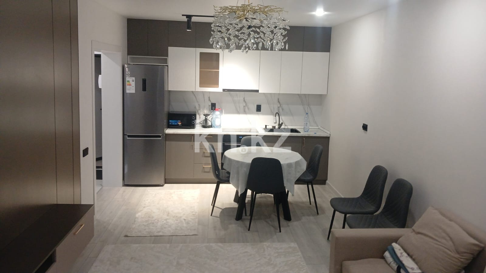 Аренда 2-комнатной квартиры, 42 м², ул. Толе би, дом  24 - Аренда квартир помесячно в Казахстане фото 4 из 15