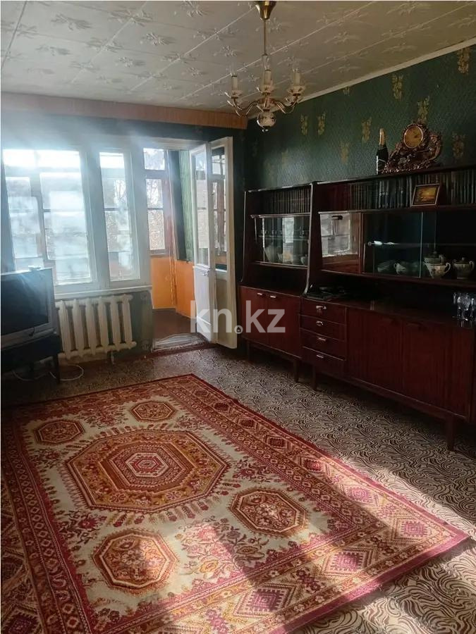 Продажа 3-комнатной квартиры, 62 м², ул. 40-летия Победы, дом  44 - Продажа и аренда недвижимости в Шахтинске фото 1 из 4