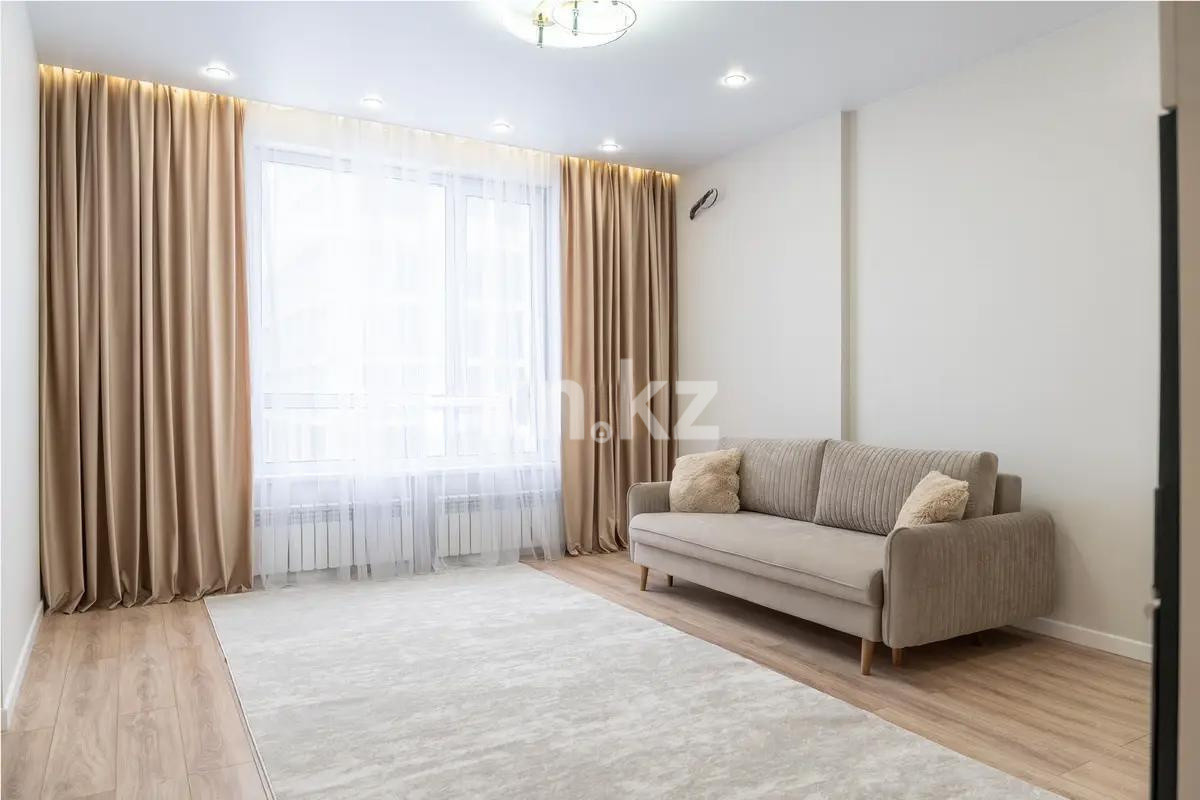 Продажа 3-комнатной квартиры, 90 м² - Продажа домов, коттеджей в Карагандинской области фото 1 из 7