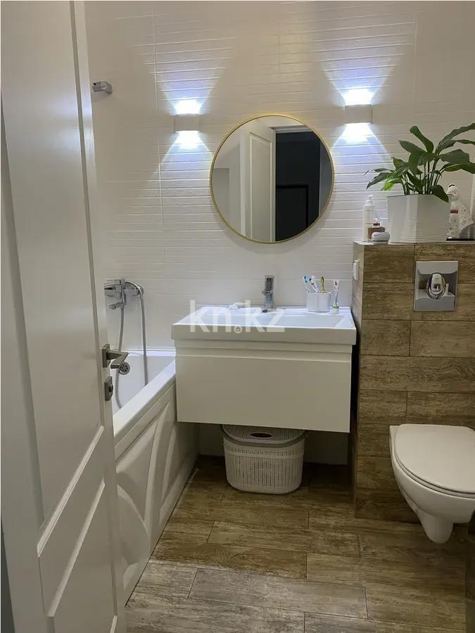 Продажа 2-комнатной квартиры, 70 м², ул. Жошы хана, дом  23 в Астане - фото 3