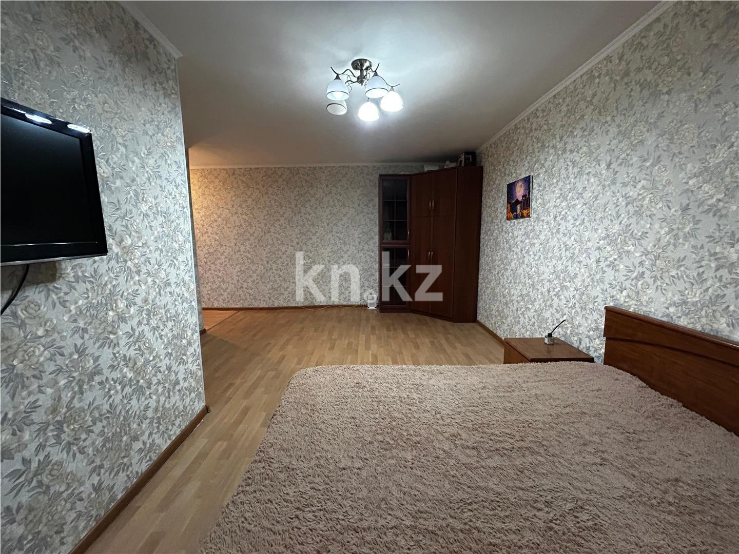 Продажа 1-комнатной квартиры, 32 м², ул. Пичугина - Продажа  однокомнатных квартир в Караганде фото 2 из 8