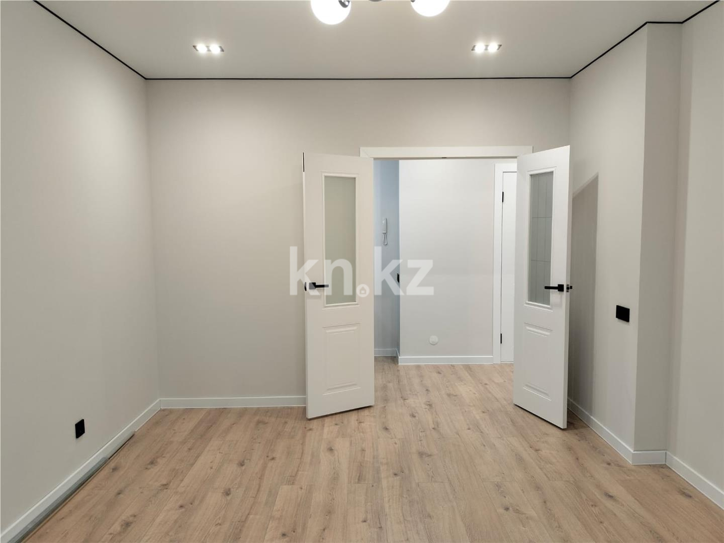 Продажа 2-комнатной квартиры, 40 м² в Астане - фото 2