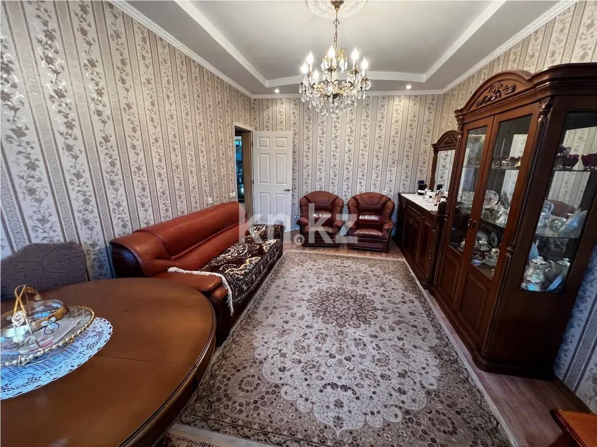 Продажа 3-комнатной квартиры, 65 м², ул. Аносова, дом  38 - Продажа квартир в Алматы фото 1 из 7