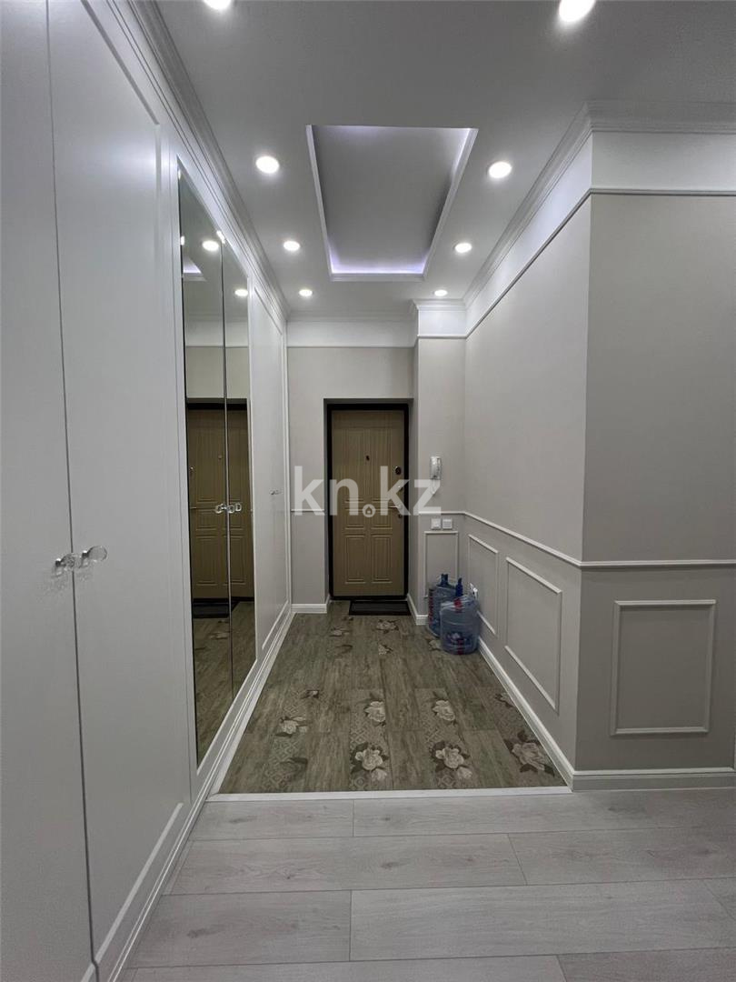 Продажа 4-комнатной квартиры, 124 м², ул. Аманжолова, дом  96/1 - Продажа  четырехкомнатных квартир в Караганде фото 18 из 23