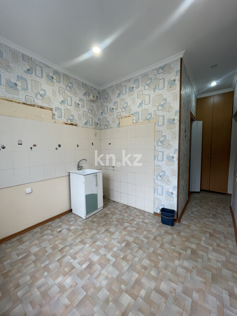 Продажа 2-комнатной квартиры, 52 м², ул. Протозанова, дом  81 - Продажа и аренда недвижимости в Усть-Каменогорске фото 2 из 14