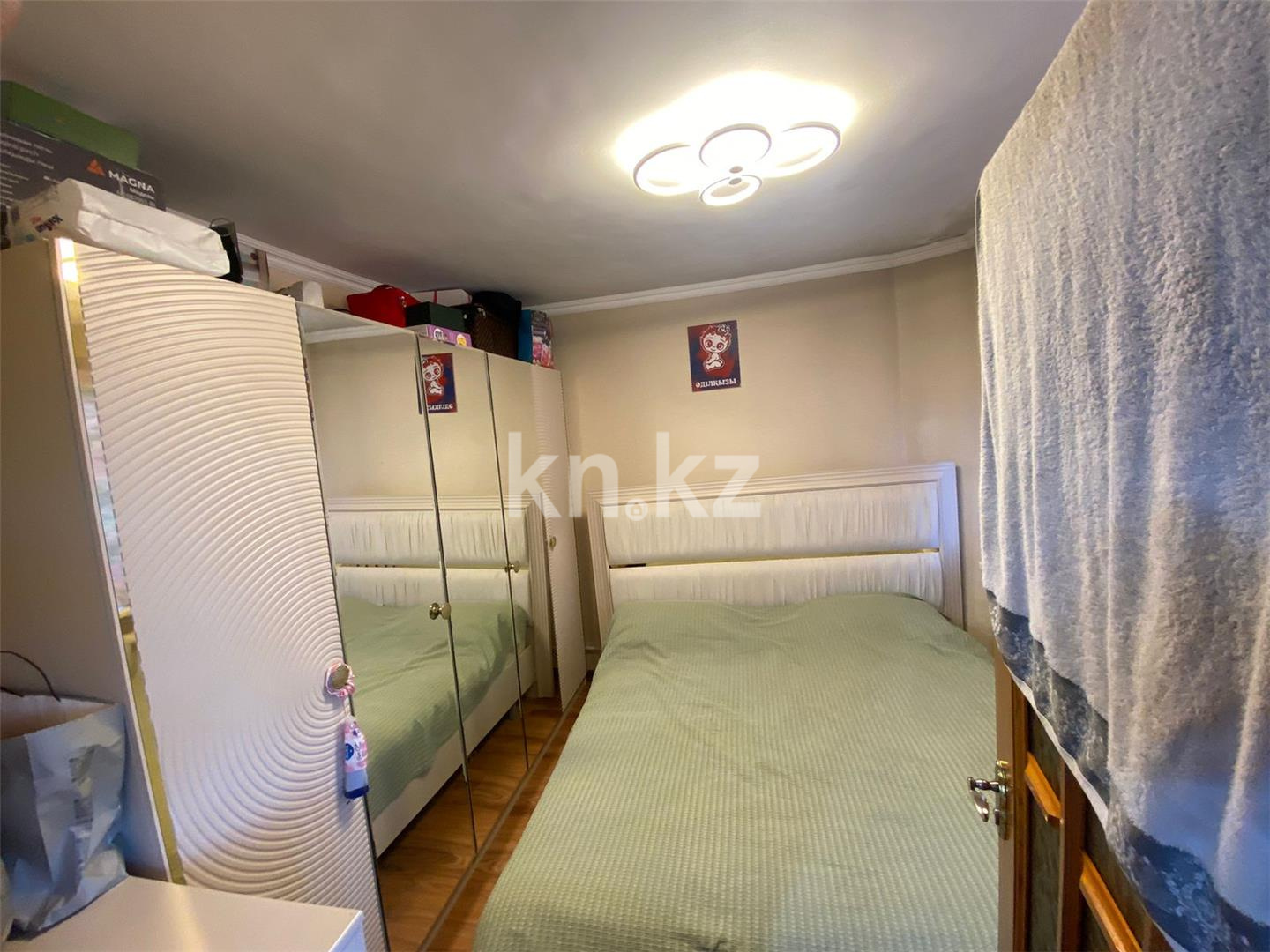 Продажа 3-комнатной квартиры, 49 м², 18-й мкр., дом  10 в Караганде - фото 3