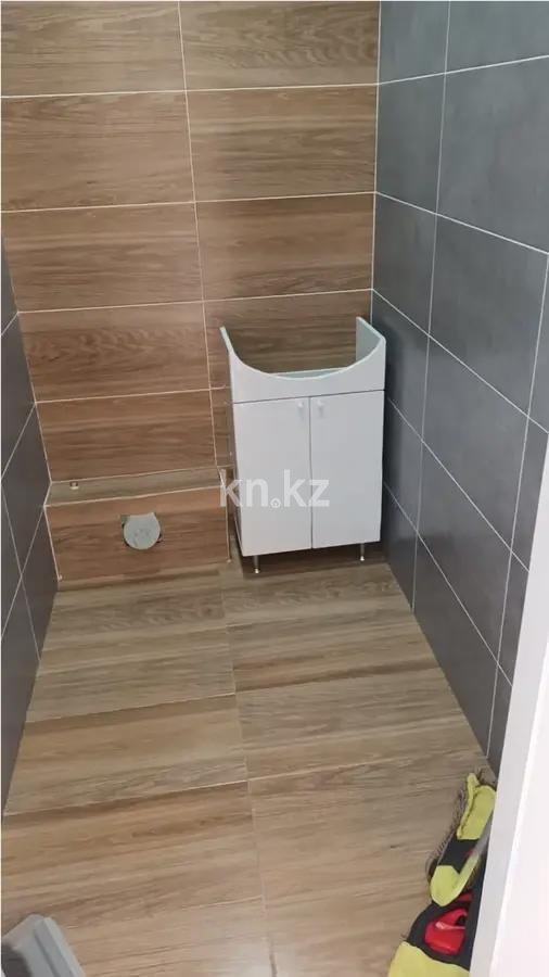 Продажа 3-комнатной квартиры, 75 м², ул. Нажимеденова, дом  64 в Астане - фото 5