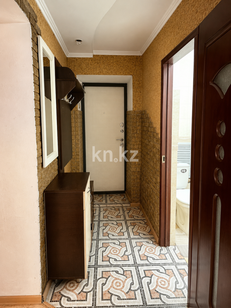 Продажа 3-комнатной квартиры, 68 м² - Продажа трехкомнатных квартир в Городе Караганды фото 2 из 13