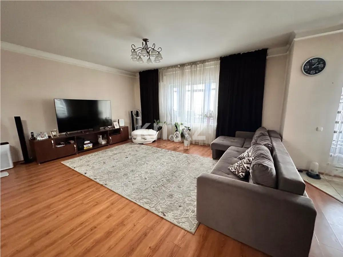 Продажа 3-комнатной квартиры, 112 м², ул. Отырар, дом  4/2 - Продажа квартир в Астане без посредников фото 1 из 4