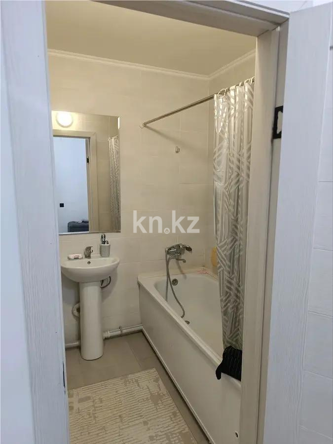 Продажа 1-комнатной квартиры, 40.4 м², ул. Тынышбайулы, дом  2 в Астане - фото 3