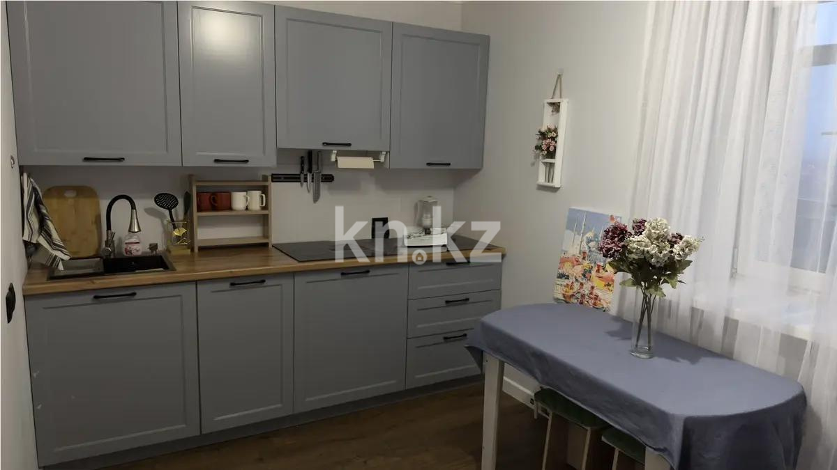 Продажа 1-комнатной квартиры, 38 м², ул. Е-319, дом  2 в Астане - фото 2