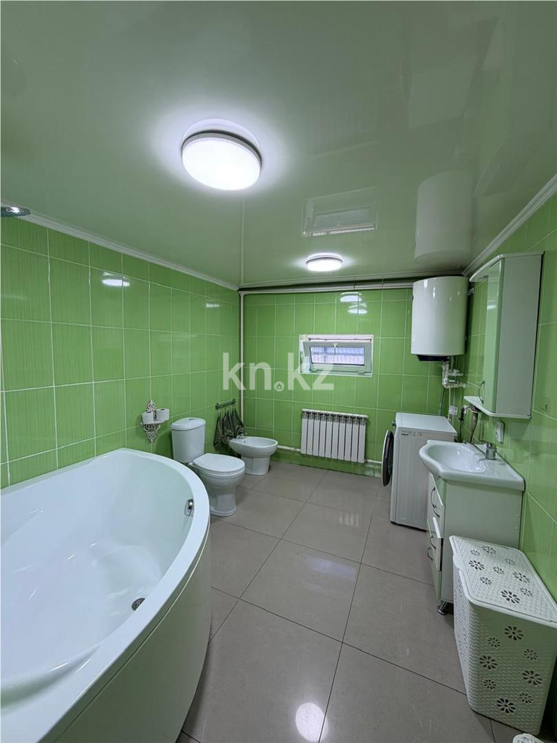 Продажа 5-комнатного дома, 120 м² - Продажа домов, коттеджей в Караганде - страница 2 фото 11 из 19
