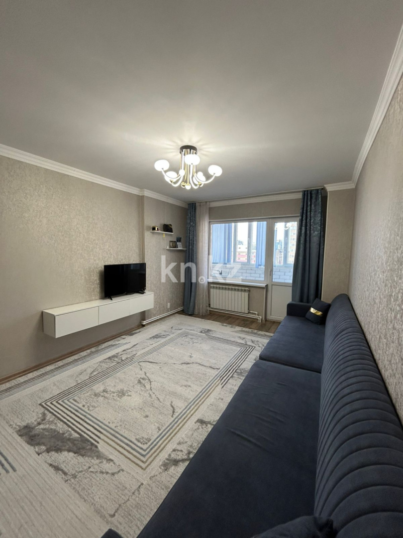 Продажа 3-комнатной квартиры, 91 м², пр. Шахтеров, дом  60 в Караганде - фото 3