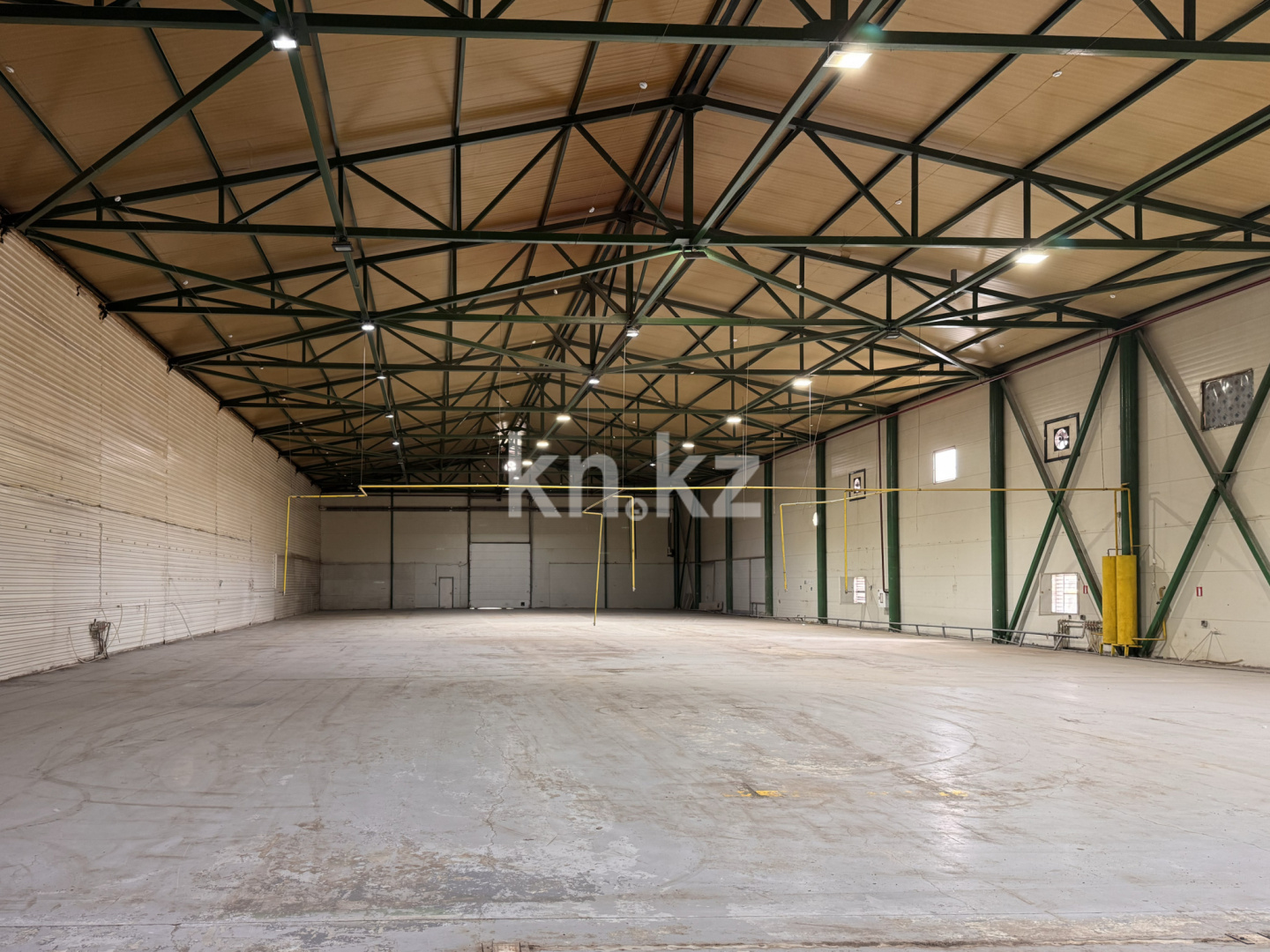 Аренда , 2000 м², мкр-н Кайрат, дом  280 - Аренда квартир помесячно в Казахстане фото 2 из 12