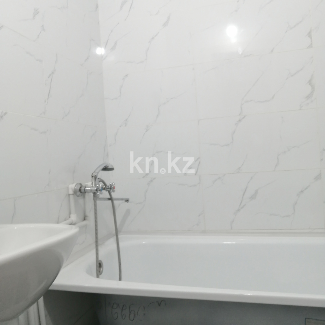 Продажа 3-комнатной квартиры, 94.9 м² - Продажа жилой и коммерческой недвижимости в Усть-Каменогорске фото 5 из 25