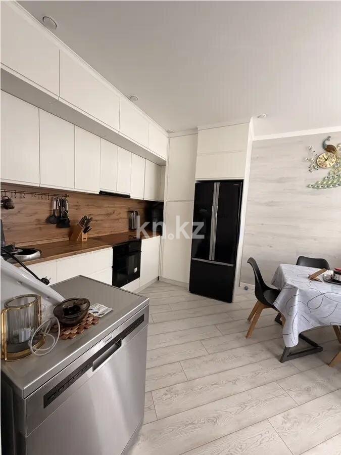 Продажа 4-комнатной квартиры, 122.7 м² в Алматы - фото 5