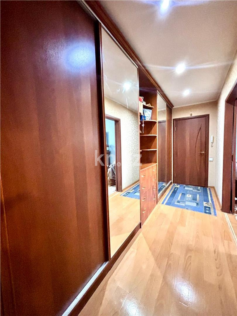 Продажа 4-комнатной квартиры, 78 м² - Продажа четырехкомнатных квартир в панельном доме в Караганде - страница 2 фото 16 из 19