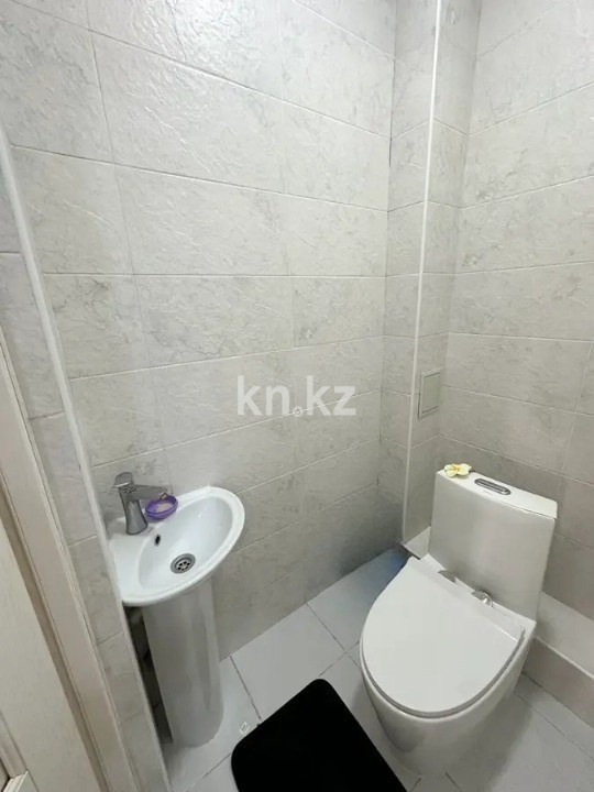 Продажа 2-комнатной квартиры, 61.9 м² в Алматы - фото 26