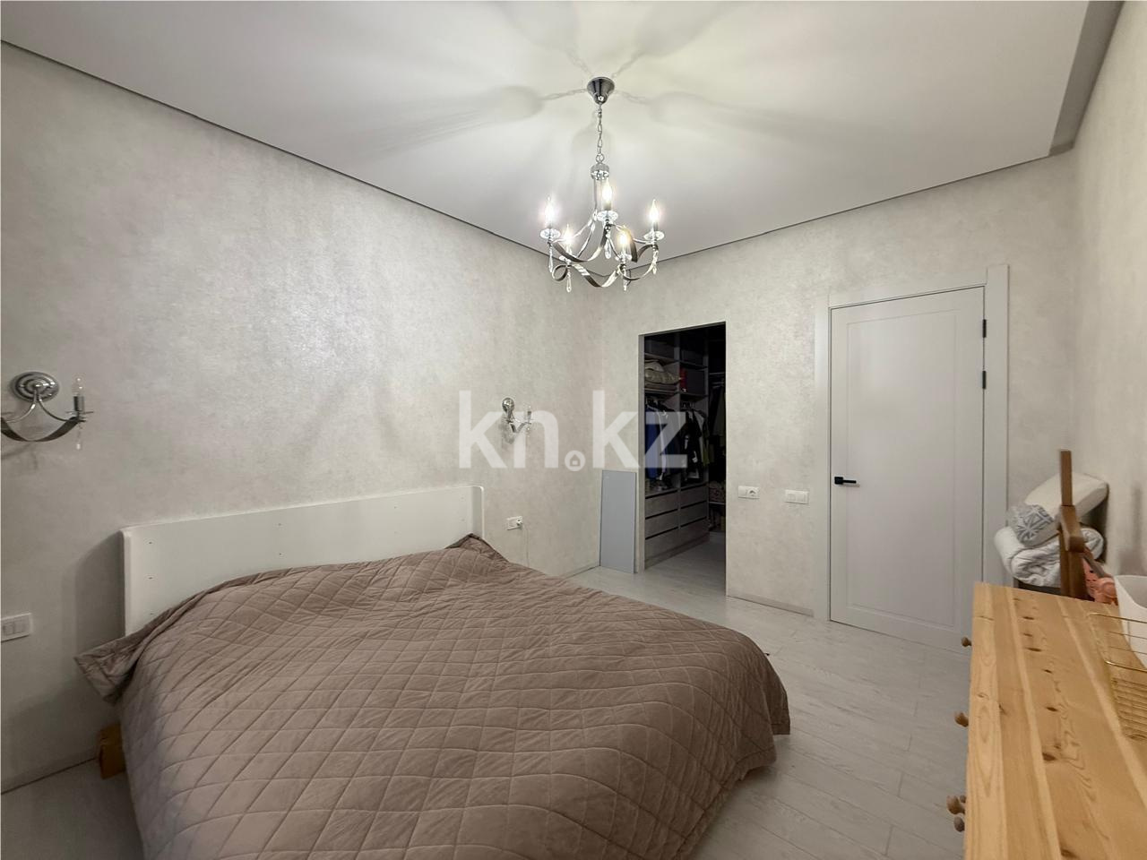 Продажа 3-комнатной квартиры, 74 м² - Продажа трехкомнатных квартир в кирпичном доме в Караганде - страница 2 фото 4 из 16