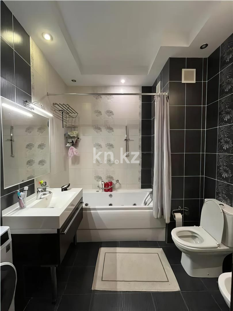 Продажа 3-комнатной квартиры, 91.5 м², пр. Абая, дом  150/230 в Алматы - фото 5