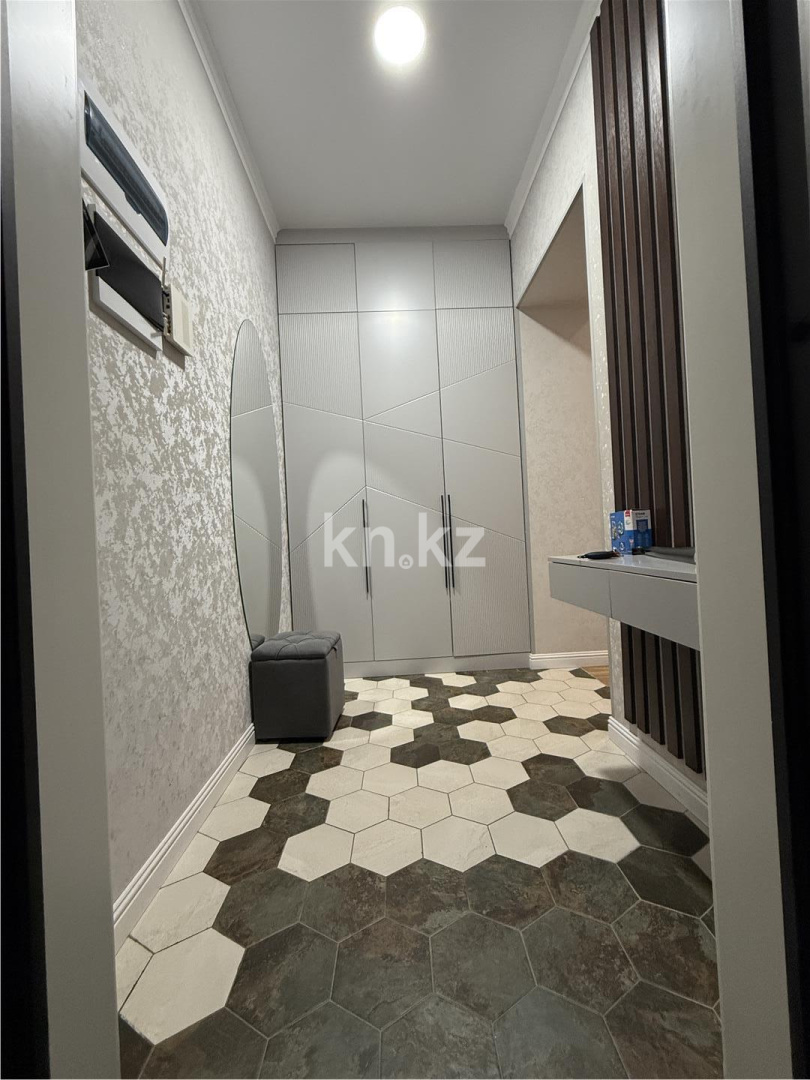 Продажа 3-комнатной квартиры, 91 м², ул. Ашимова - Продажа  трехкомнатных квартир в Караганде фото 26 из 26