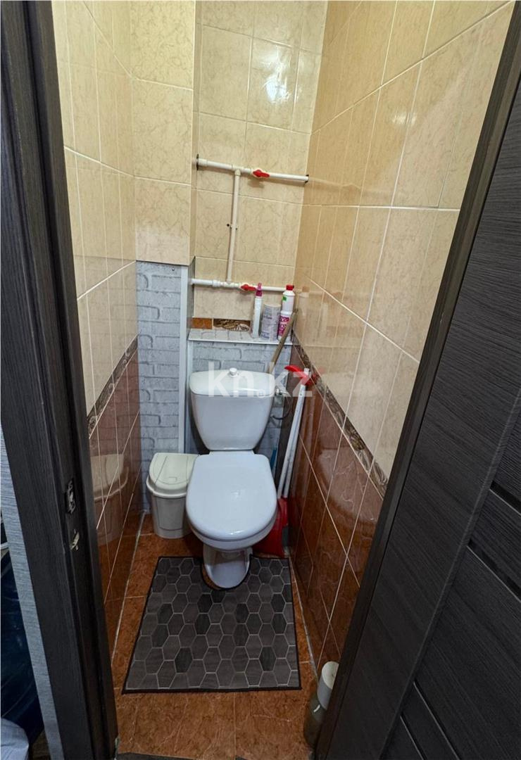 Продажа 3-комнатной квартиры, 62 м², 22 мкр. - Продажа квартир в Караганде фото 13 из 16