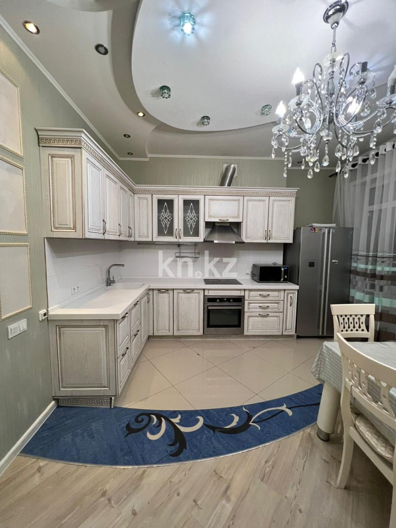 Аренда 3-комнатной квартиры, 134 м², ул. Сарайшык, дом  36 - ул. Туркестан - Аренда квартиры помесячно в Астане фото 1 из 11