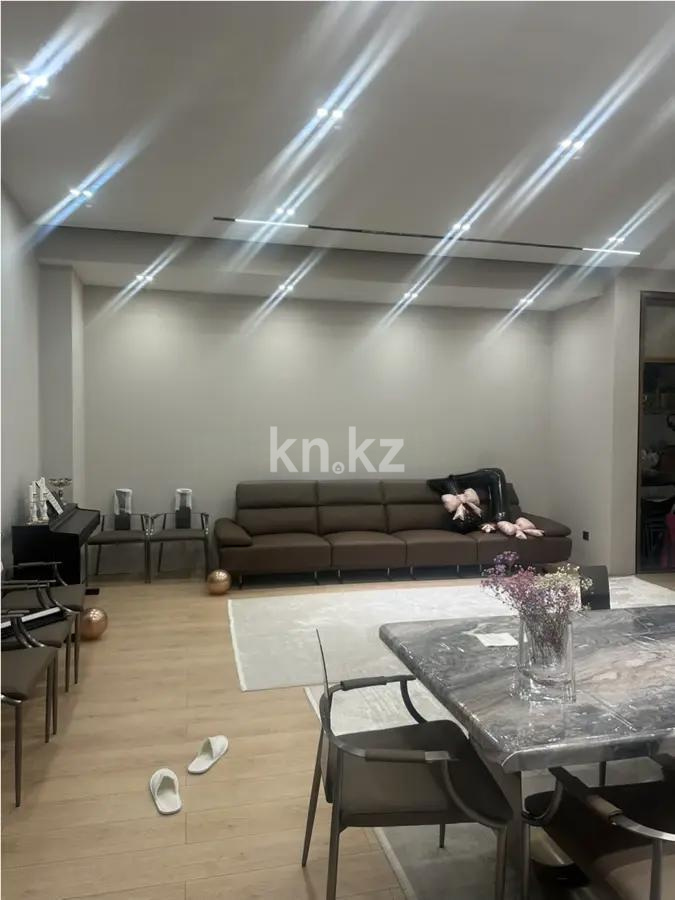 Продажа 3-комнатной квартиры, 90 м², ул. Акмешит, дом  19/1 в Астане