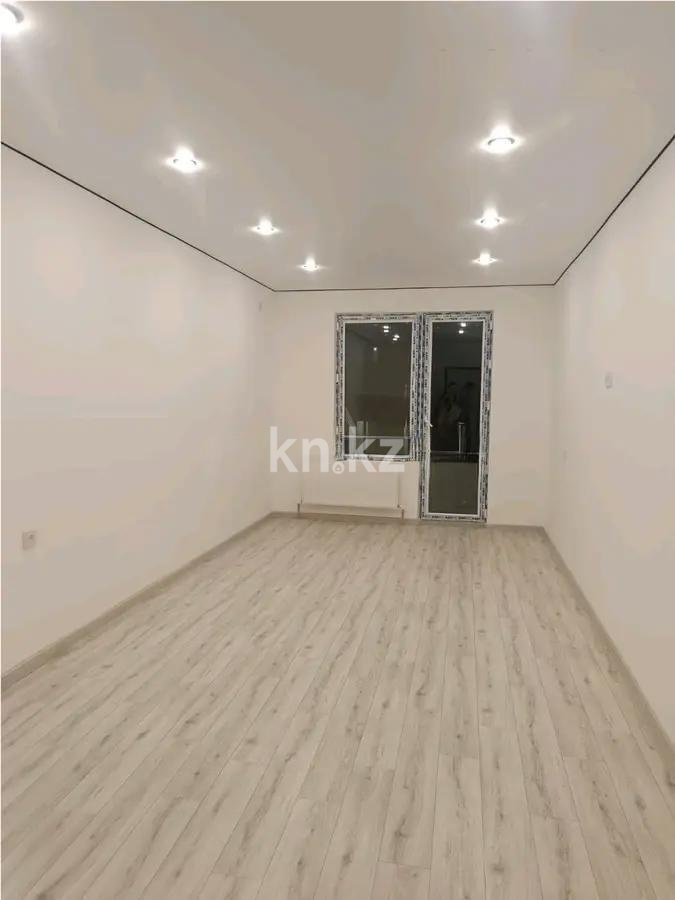 Продажа 1-комнатной квартиры, 31 м², ул. Омарова, дом  1 в Алматы - фото 2