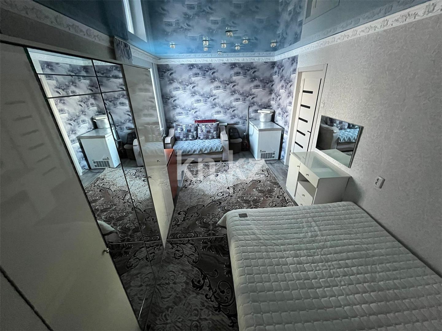 Продажа 3-комнатной квартиры, 60 м², мкр-н 14 в Караганде - фото 4