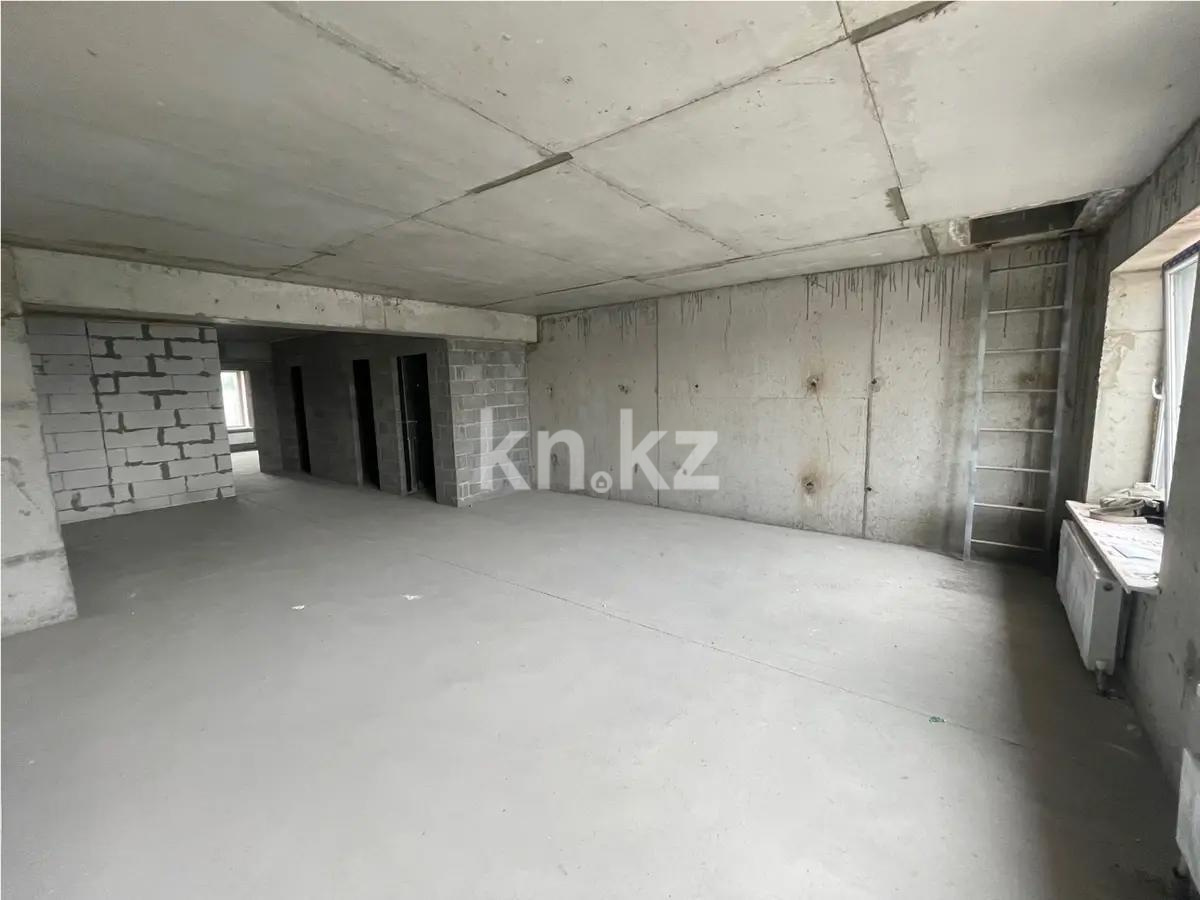 Продажа 3-комнатной квартиры, 80 м², ул. Ауэзова, дом  2/8 - Продажа квартир в Алматы фото 1 из 5