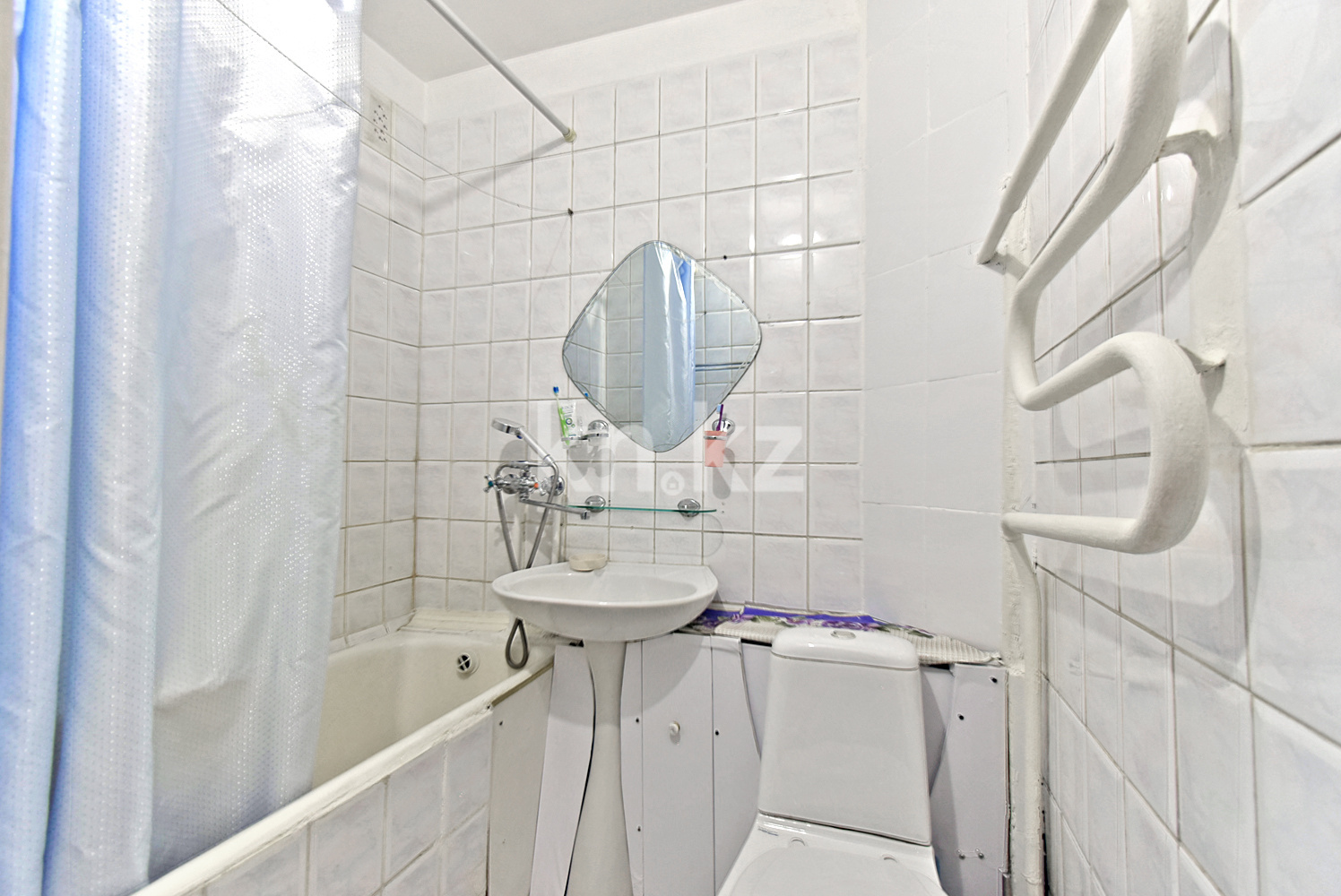 Продажа 2-комнатной квартиры, 43.2 м² в Алматы - фото 15