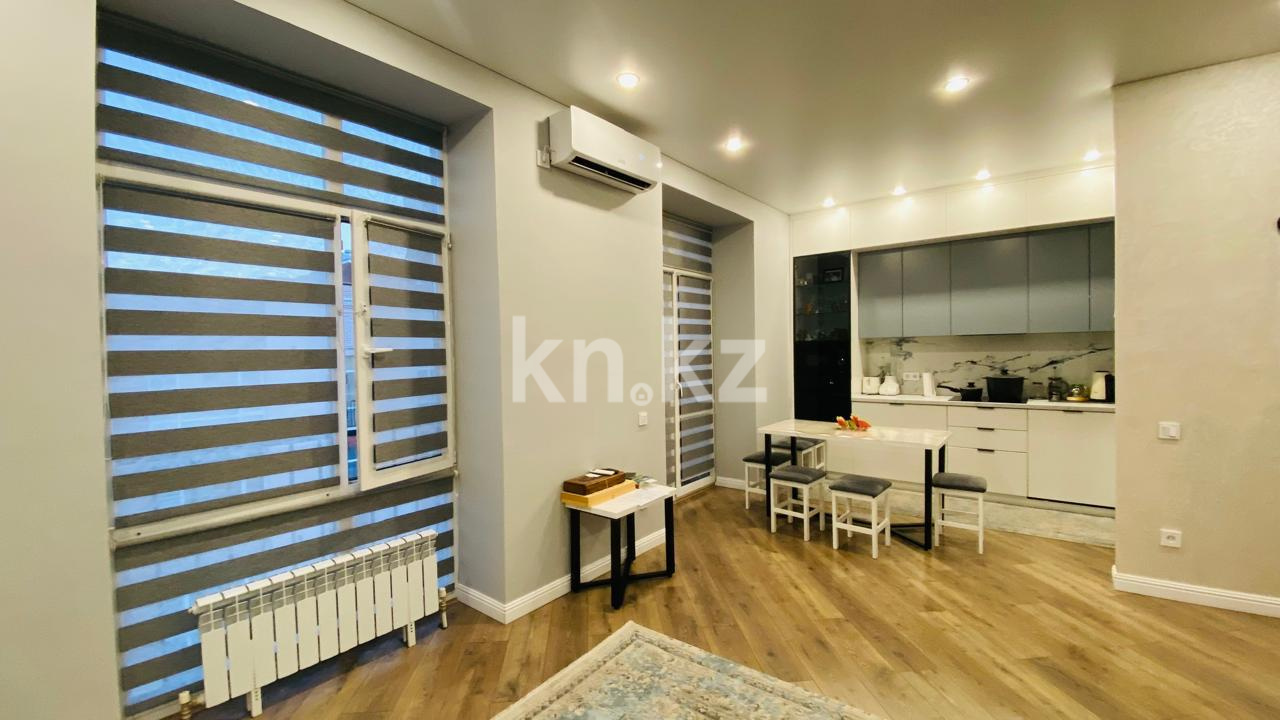 Продажа 3-комнатной квартиры, 80 м², ул. Ашимова, дом  21 в Караганде - фото 2