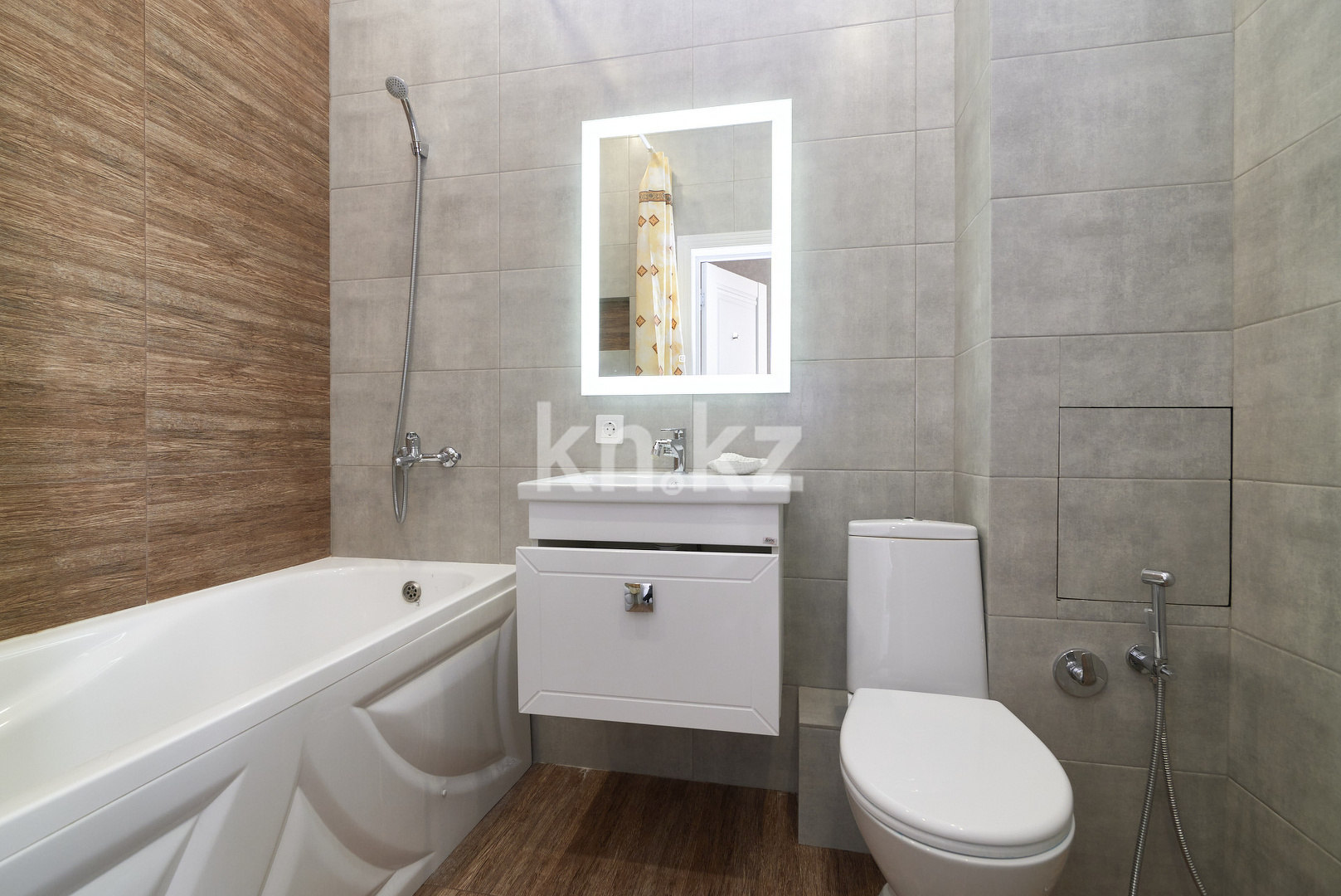 Продажа 3-комнатной квартиры, 80.9 м², ул. Токпанова, дом  20 - ул. Шарля де Голля - Продажа квартир в Казахстане фото 24 из 36